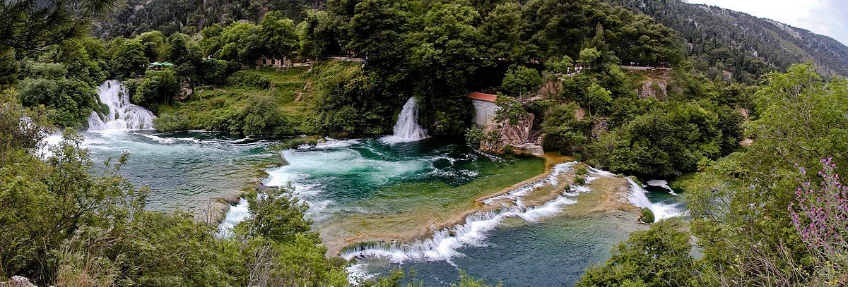 1200px-Krka_Skradinski-buk.jpg