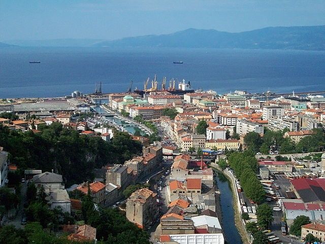 640px-Rijeka-view-2.jpg