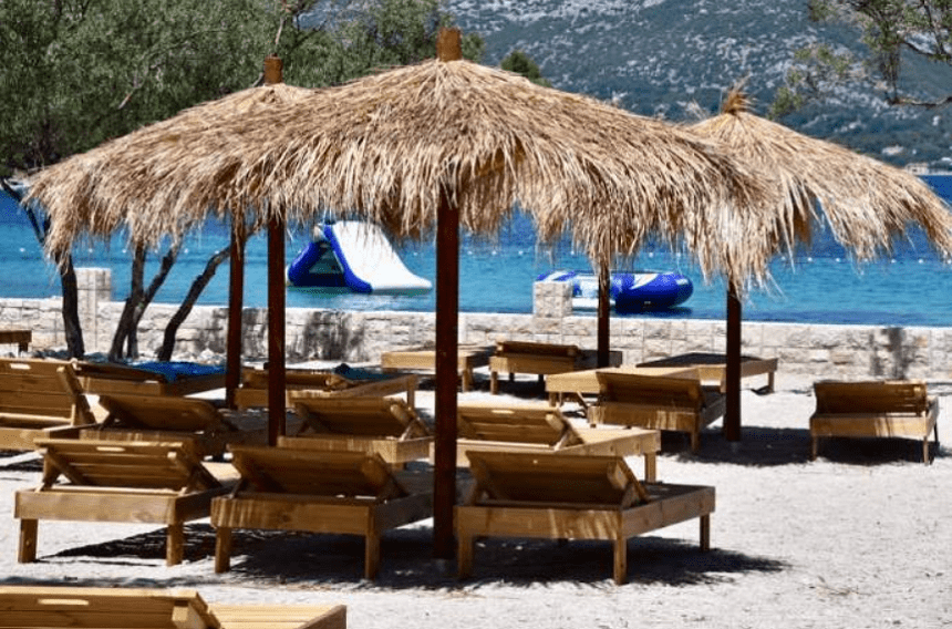 korcula-hill-beach.PNG