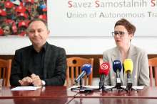 Dijana Šobota of the SSSH, and SSSH president Mladen Novosel