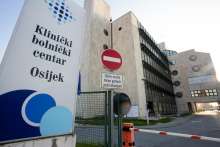 KBC Osijek Warns Unvaccinated Employees to Pay Compensation if a Patient Becomes Infected