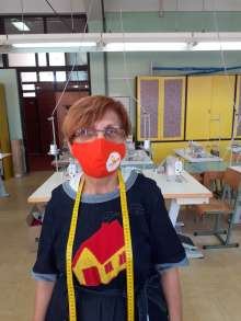 MS Team Croatia: Students Provide Masks for Multiple Sclerosis Sufferers