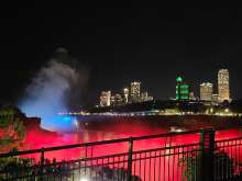 Niagara Falls Lit Up in Croatian Colors To Celebrate Statehood Day (VIDEO)
