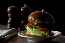 Vir Burger Costs 1200 Kuna, Creator Says He Needs to Double Price