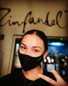 Zinfandel Food & Wine Bar Staff Doing Their Part to Keep Split Safe