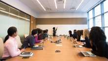 Opposition Says Government Measures for Business Sector Belated