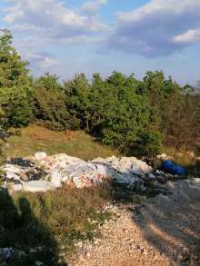 An Interesting Tourist Product Covered in Garbage: Roman Road Near Trilj