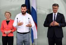 Mate Rimac alongside President of the European CommissionUrsula von der Leyen and Croatian Prime Minister Andrej Plenković