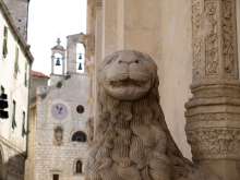 Sibenik Landmarks and History More Interesting to Tourists Than Sea and Sun