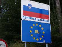 Passengers Have To Wait 5 Hrs To Leave for Slovenia at Macelj Border Crossing